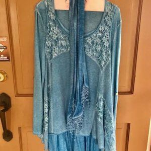 Stunning elegant long sleeve dress & scarf set